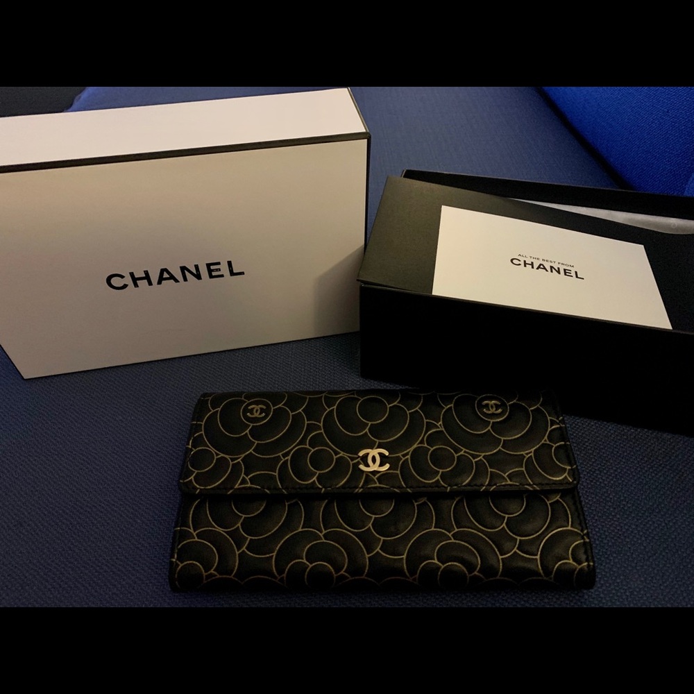 CHANEL Camillia CC Lambskin gusset long wallet